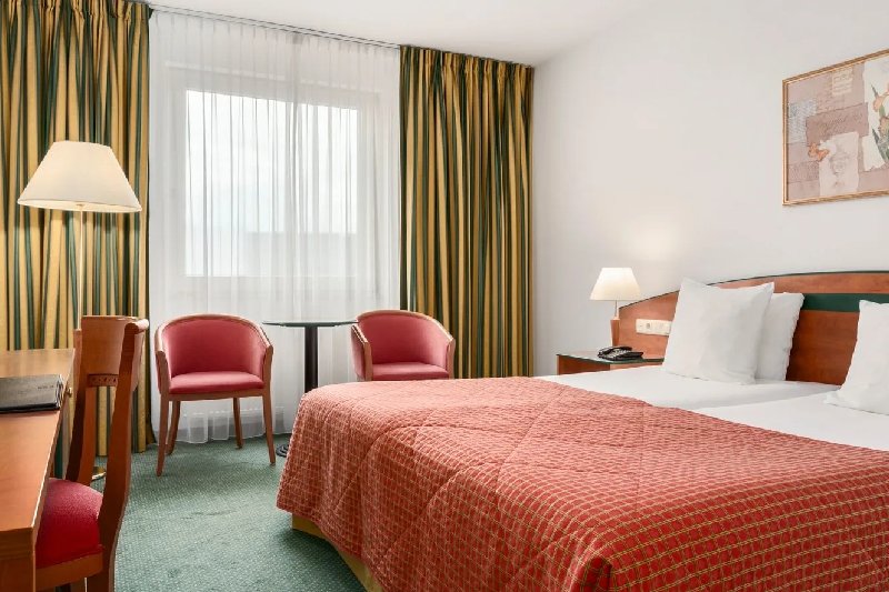 Hotel 1 Image 2