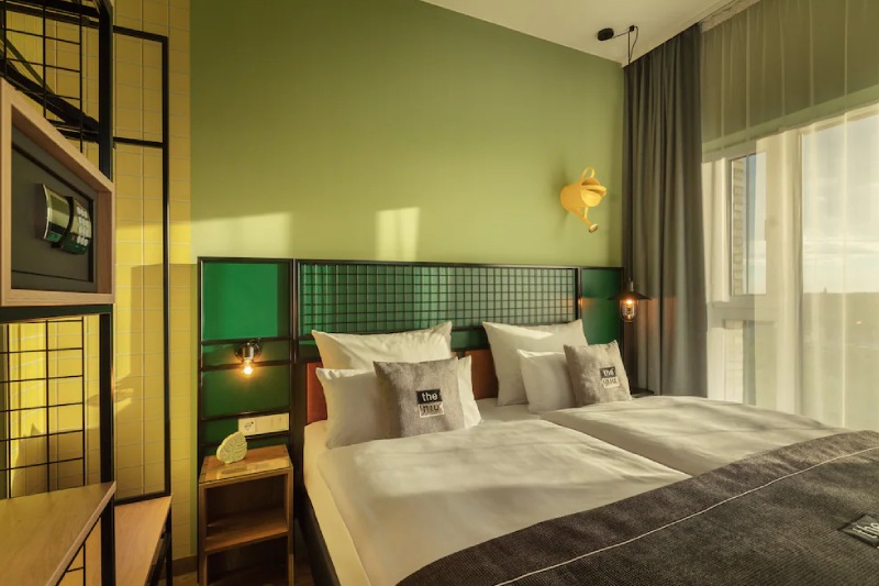Hotel 2 Image 2